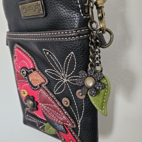 Chala crossbody bag EUC - Picture 3 of 8